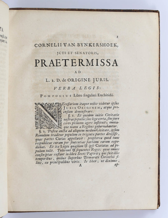 ESSAYS IN LEGAL HISTORY