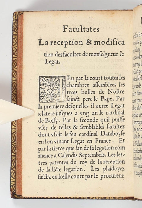 FIVE ARMORIALS IN SMALL-FORMAT BOOK